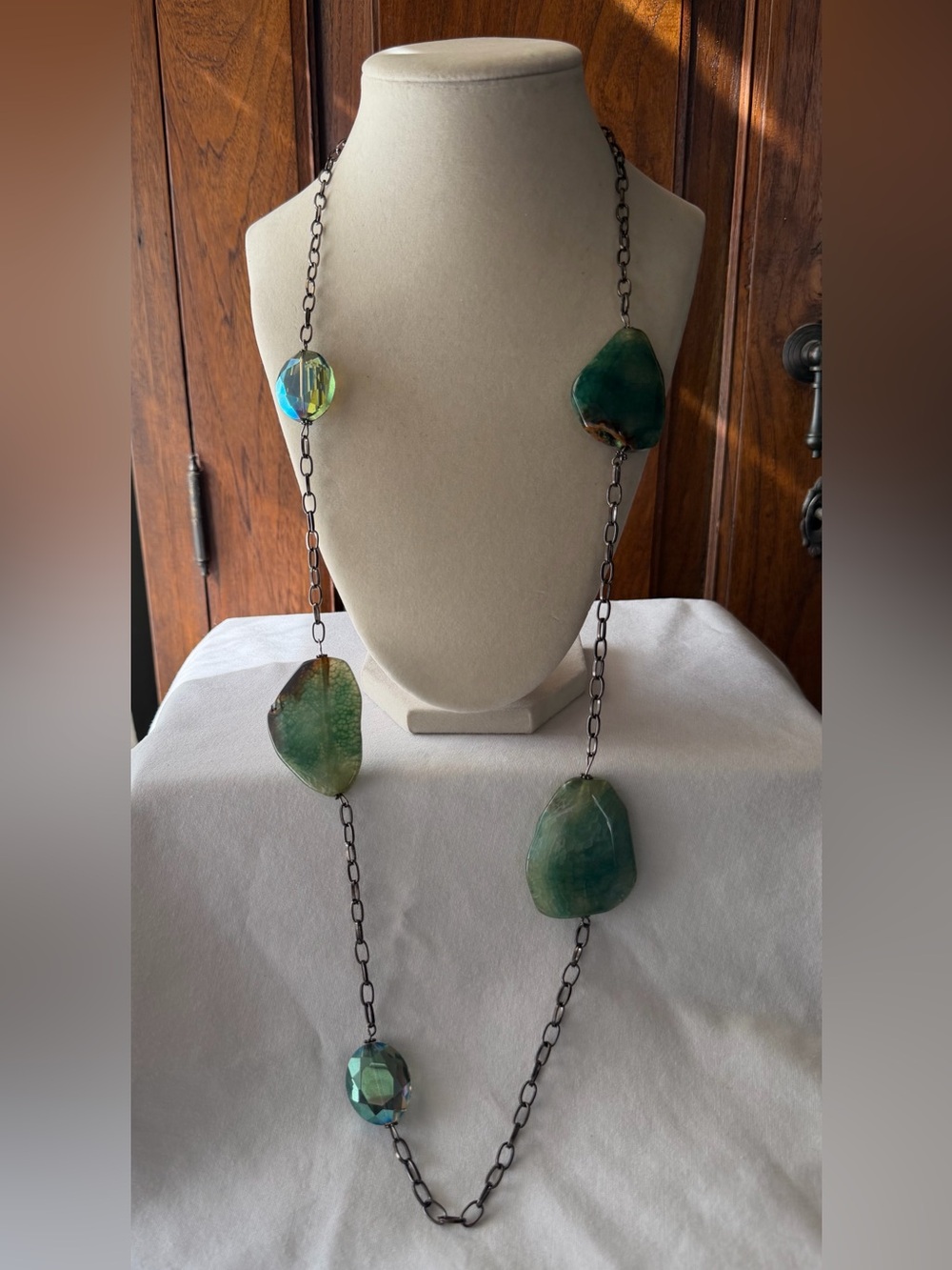 Long Green Agate Stone Statement Necklace Iridescent Crystal Gunmetal
